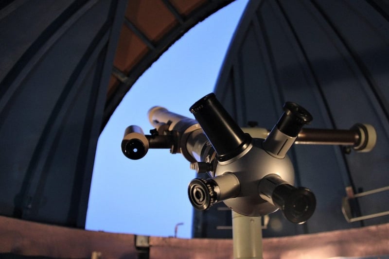 Où admirer le ciel nocturne : les meilleures destinations pour observer les étoiles en voyage