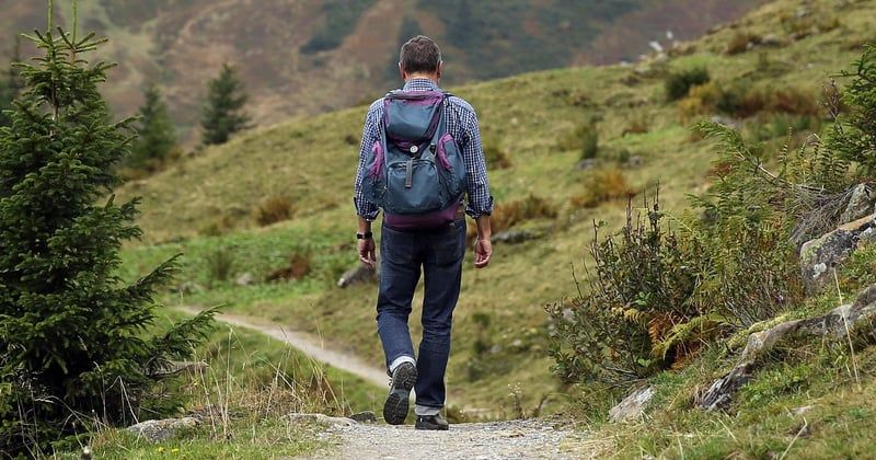 Randonnée en montagne pour débutants : 10 itinéraires faciles à tester